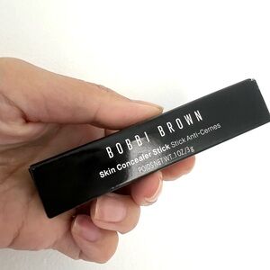 Bobbi Brown skin concealer color bege new